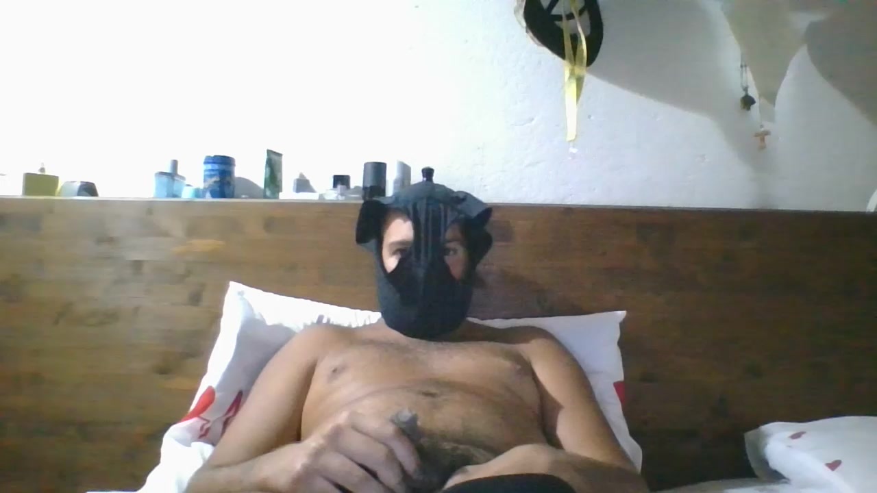 gino633 Live Cam Screenshot – 2025-08-27 03:00:54