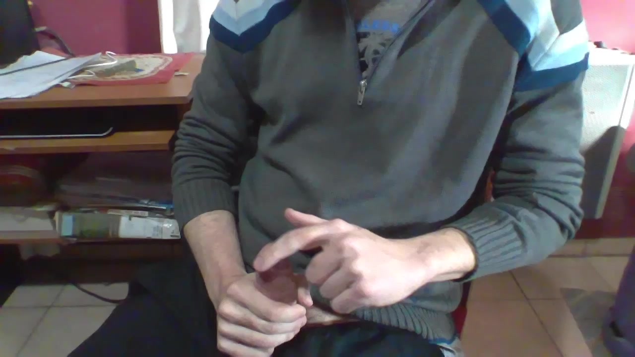 giovanni_hot3 Live Cam Screenshot – 2025-08-14 12:37:49