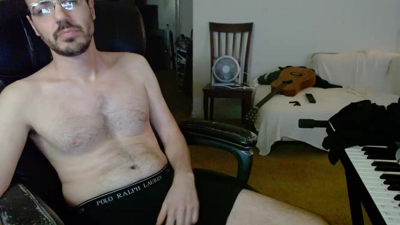 gmoney86 Live Cam Screenshot – 2025-08-06 03:20:37