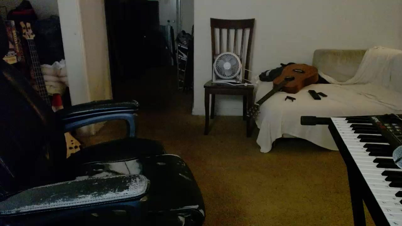 gmoney86 Live Cam Screenshot – 2025-08-13 11:49:26