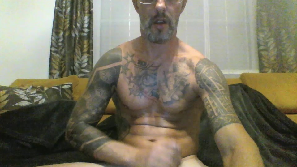 goldenfuck82 Live Cam Screenshot – 2025-08-22 20:24:00