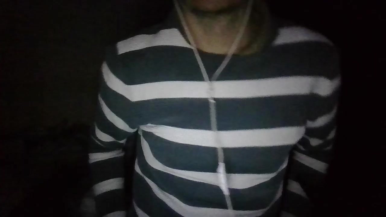 gustavobrow Live Cam Screenshot – 2025-08-16 06:18:27