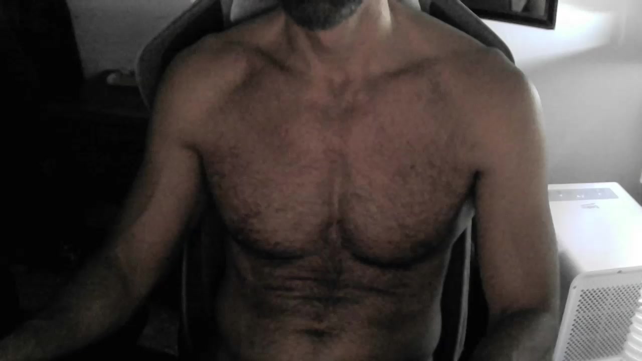 hairyhotita Live Cam Screenshot – 2025-08-16 15:48:51