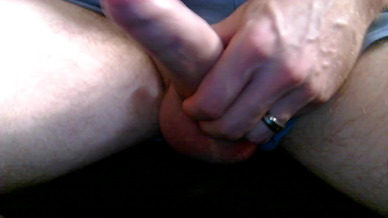 helpmegethard Live Cam Screenshot – 2025-08-14 09:42:16