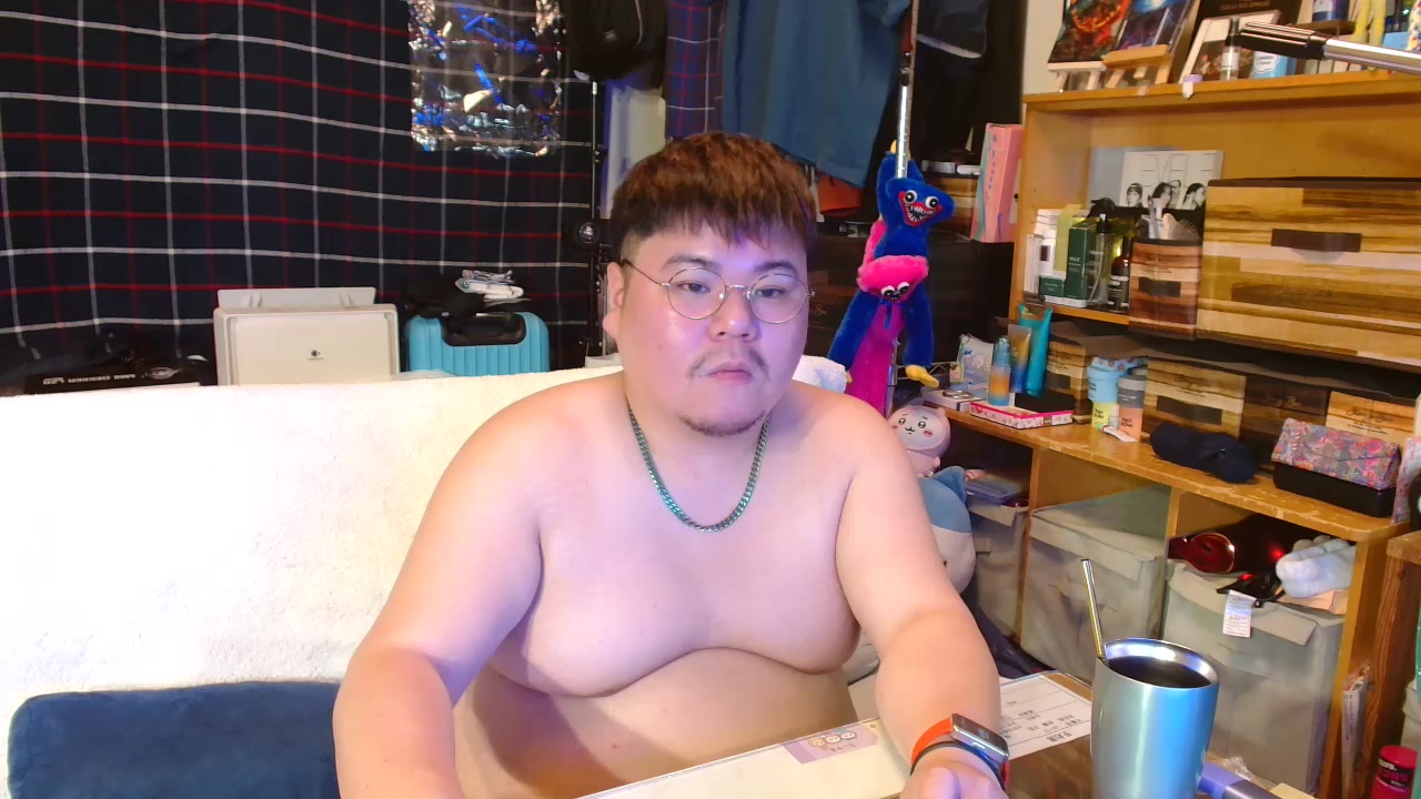 hirochan0630 Live Cam Screenshot – 2025-09-09 23:30:06