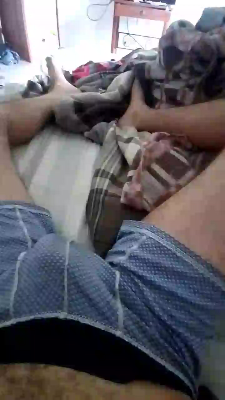 hombrejoven2021 Live Cam Screenshot – 2025-08-23 19:46:55