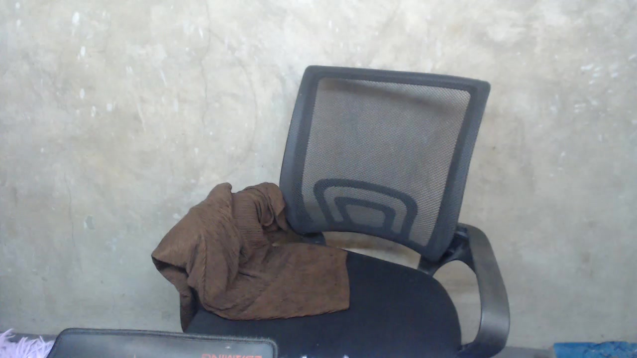 honeypie_xxx Live Cam Screenshot – 2025-08-06 06:40:42