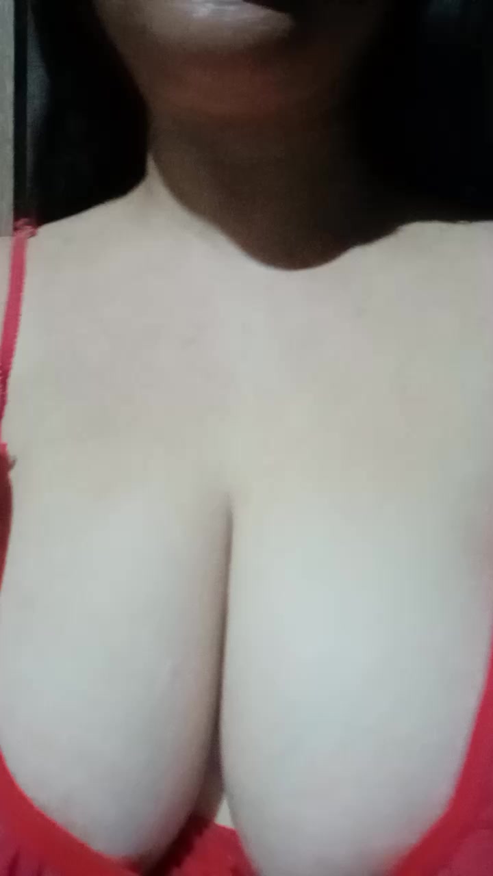 hotieangel1 Live Cam Screenshot – 2025-10-13 17:42:02