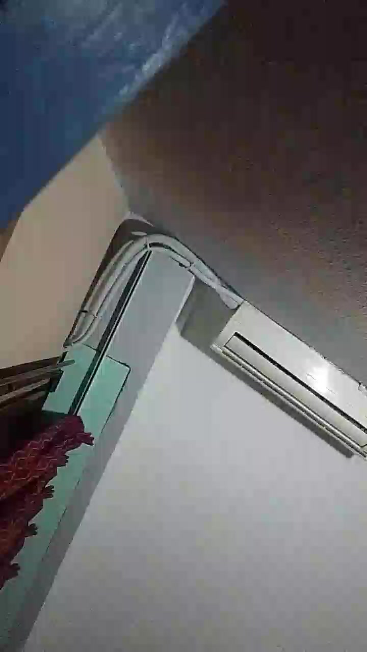 illuminat4 Live Cam Screenshot – 2025-10-10 22:29:56