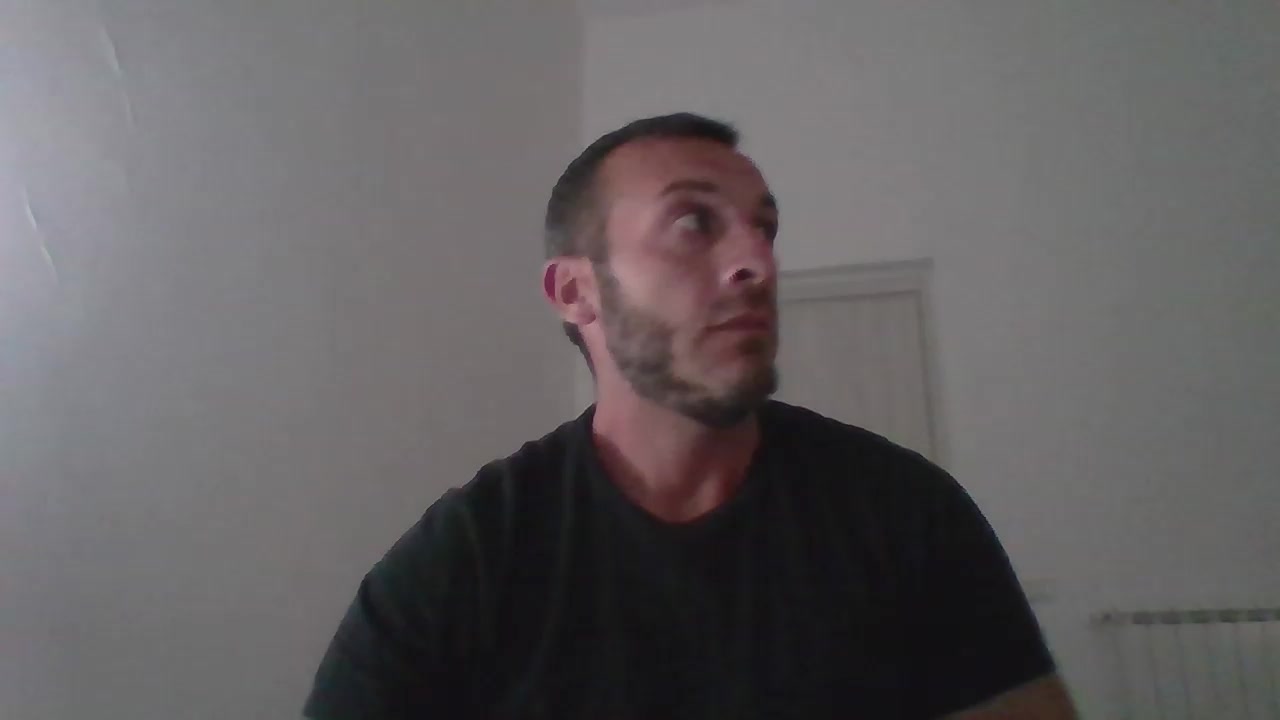 ilmimmo2 Live Cam Screenshot – 2025-08-24 21:26:20