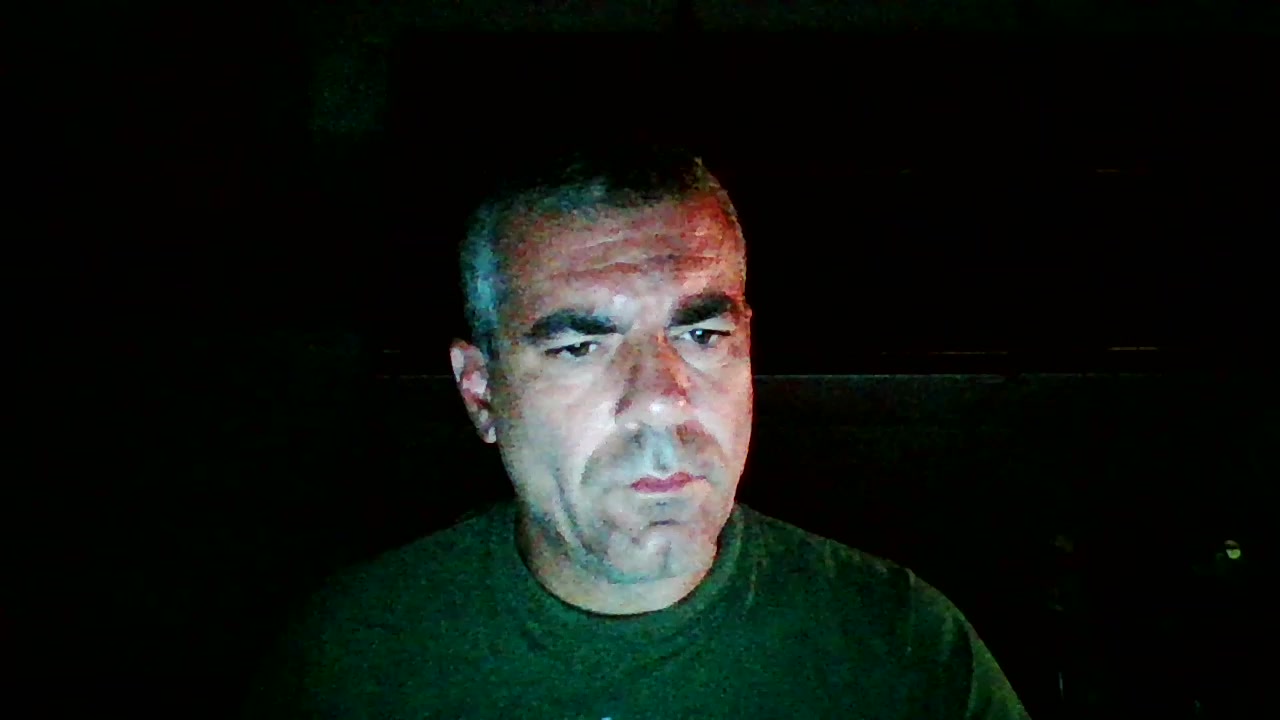 ilmioo21 Live Cam Screenshot – 2025-08-20 04:20:35