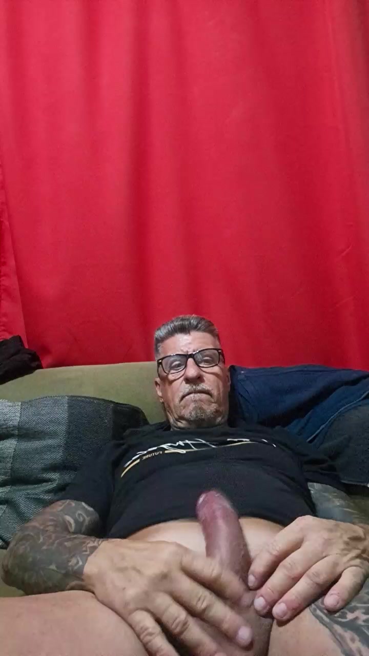 isakito23hot Live Cam Screenshot – 2025-08-19 02:18:16