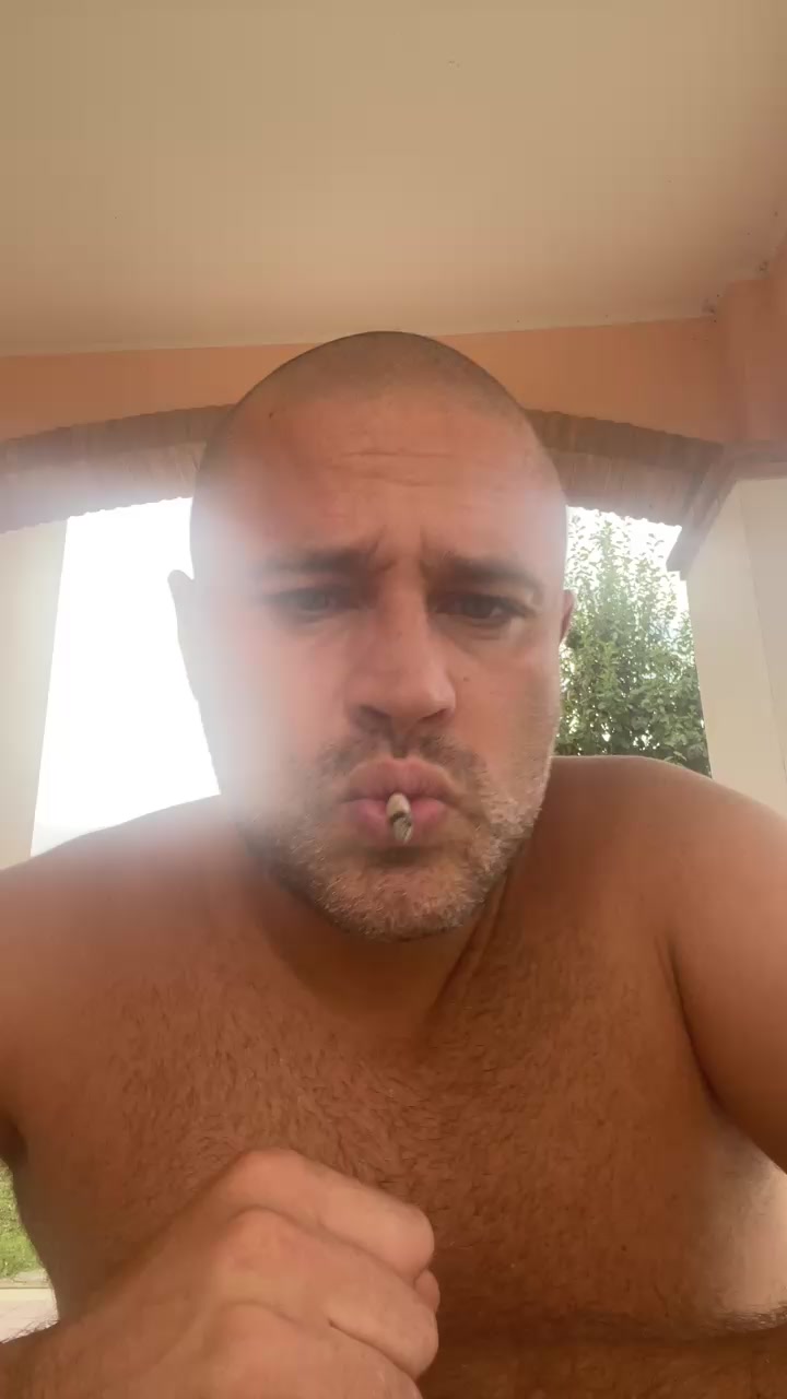 italy87xxx Live Cam Screenshot – 2025-08-26 15:16:26