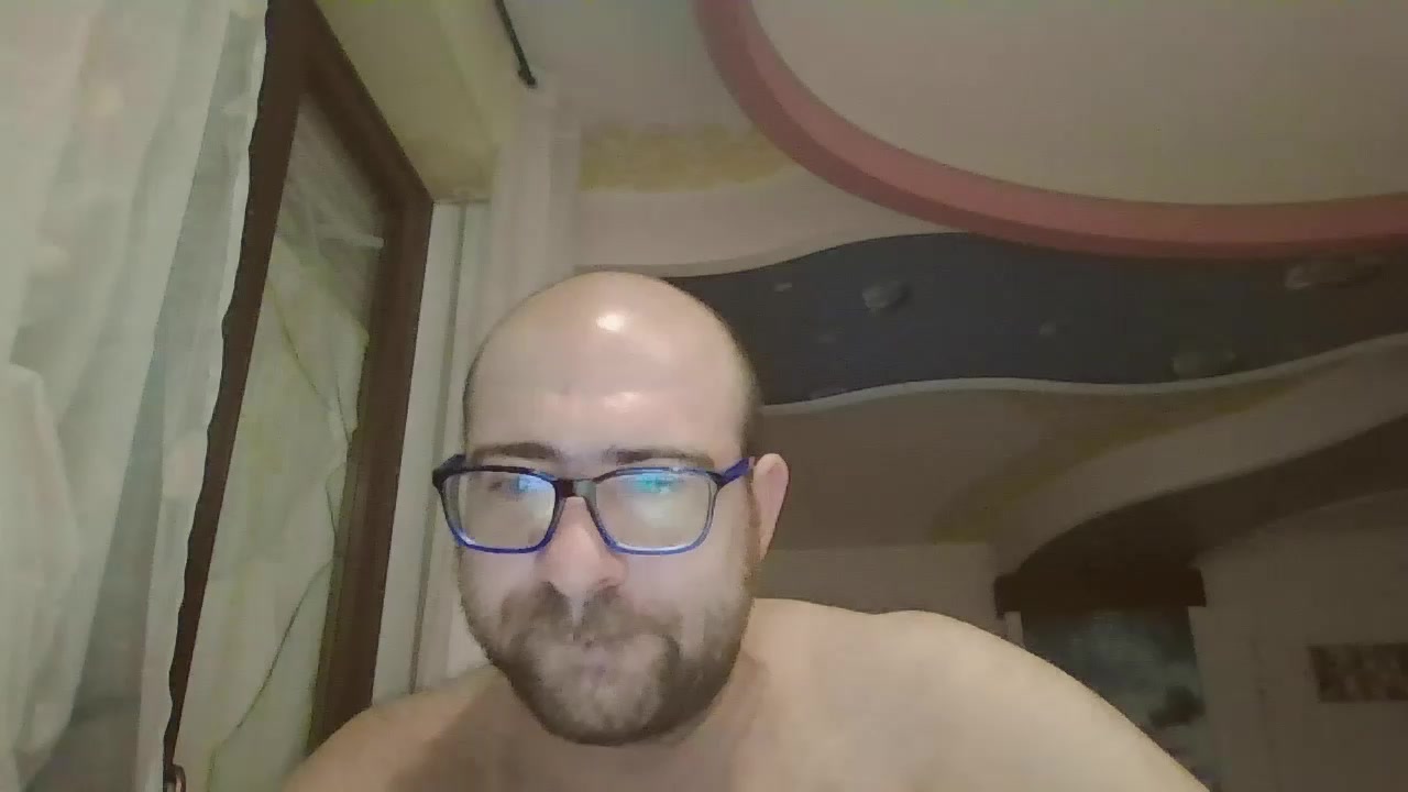 italyloco Live Cam Screenshot – 2025-08-24 00:32:50