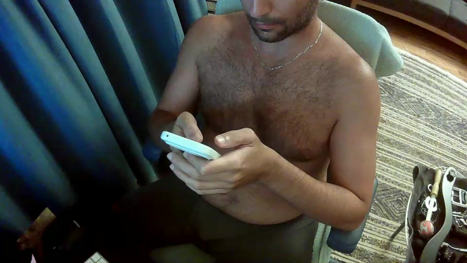 javiererik Live Cam Screenshot – 2025-08-24 03:34:03