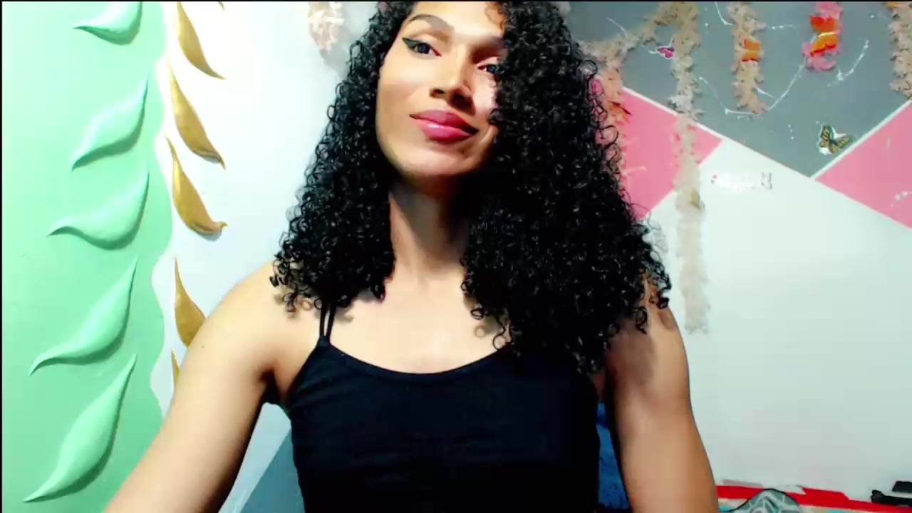 jeniffer_lopez Live Cam Screenshot – 2025-08-07 00:54:38