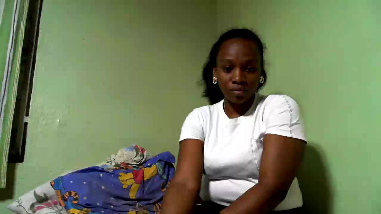 jessi204A Live Cam Screenshot – 2025-09-05 09:08:20