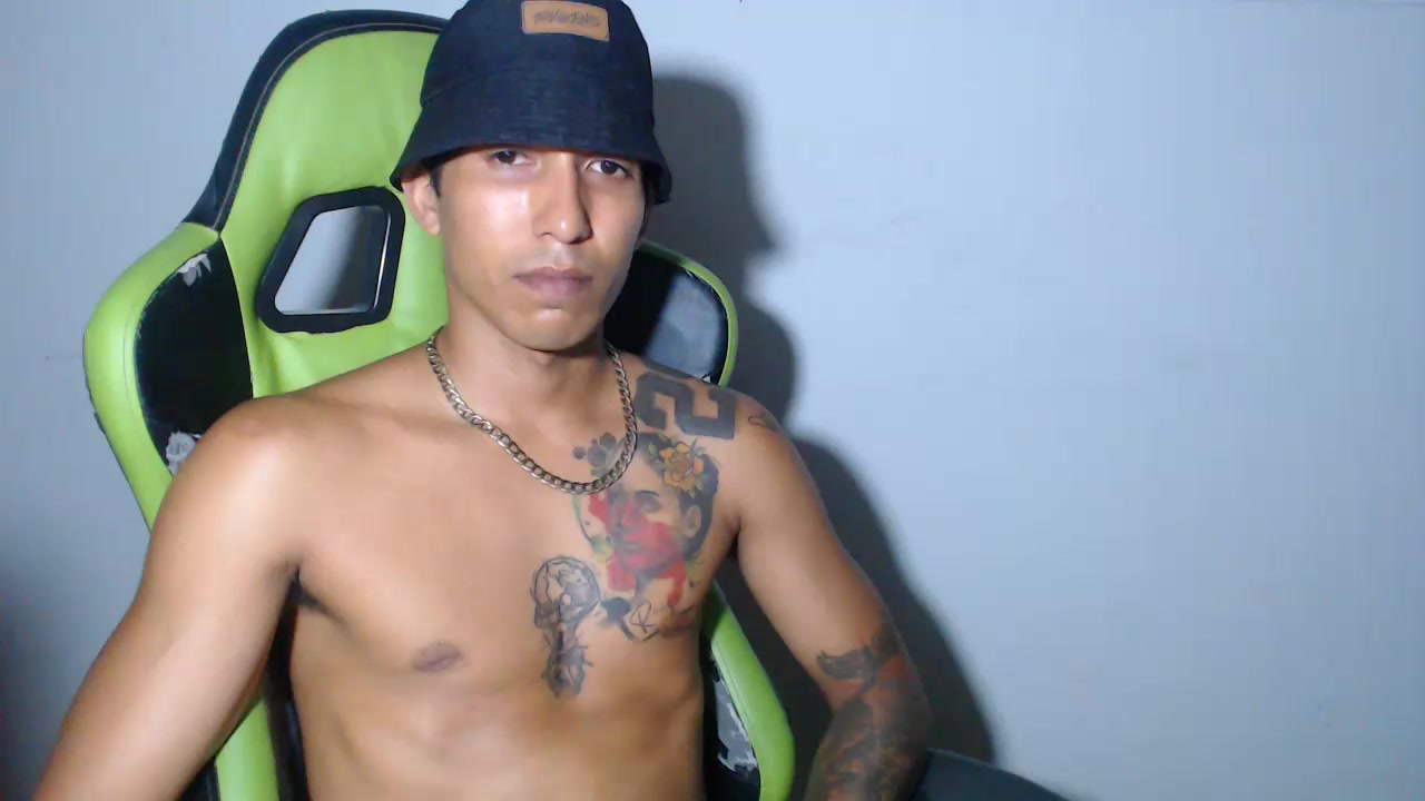 jhondick20cm Live Cam Screenshot – 2025-09-17 04:13:19