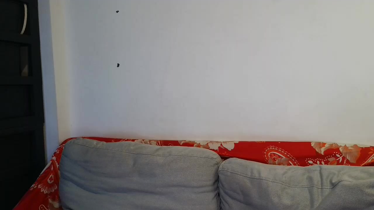 jhongade Live Cam Screenshot – 2025-08-04 04:36:46