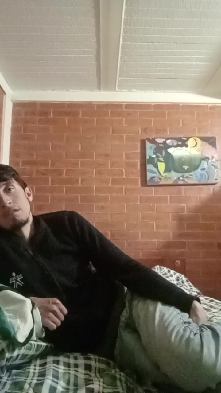 johan70sexy Live Cam Screenshot – 2025-08-26 22:00:00