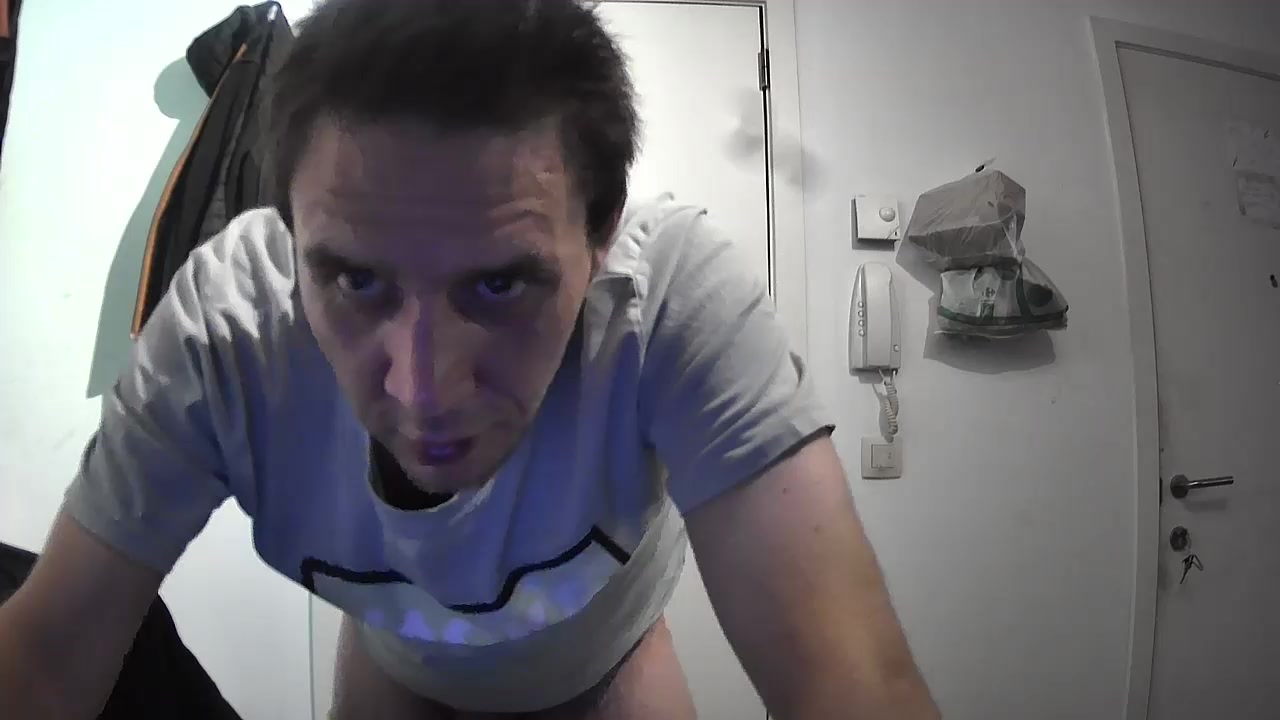 johanxxcc3 Live Cam Screenshot – 2025-08-27 00:16:25