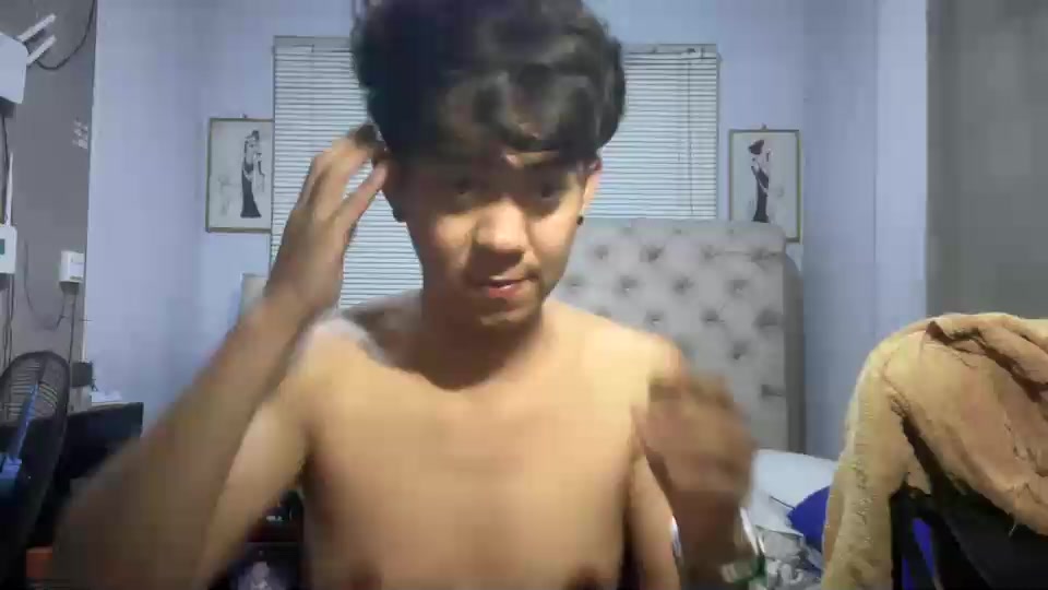 johnsexy18 Live Cam Screenshot – 2025-08-30 18:10:37