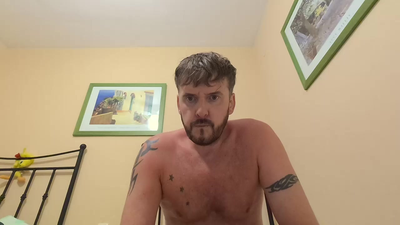 jonnnyt8888 Live Cam Screenshot – 2025-08-06 12:53:36
