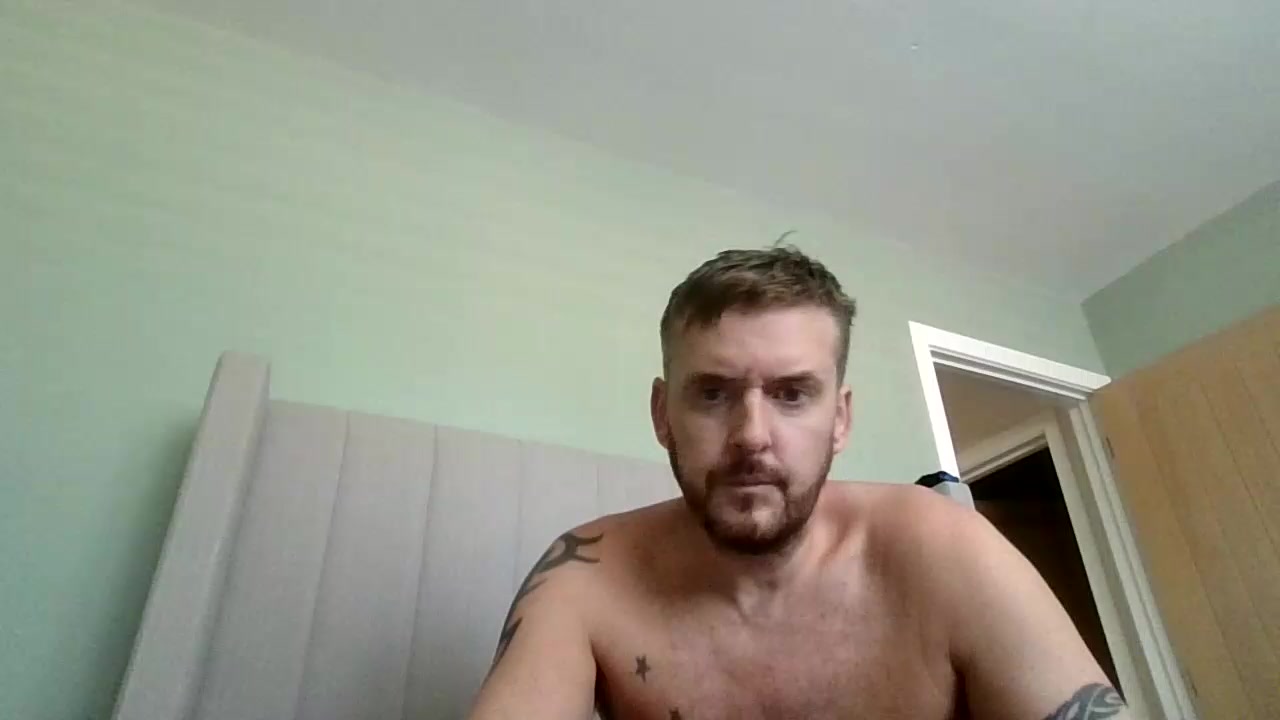 jontomas88 Live Cam Screenshot – 2025-08-25 11:59:33