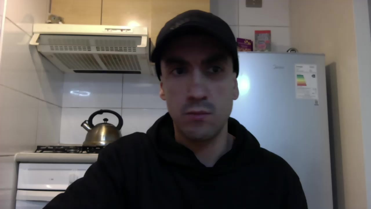 joseluis2116 Live Cam Screenshot – 2025-08-06 00:47:00