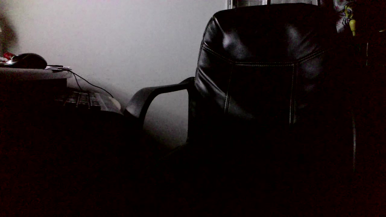 josevalencia3 Live Cam Screenshot – 2025-08-17 05:18:54