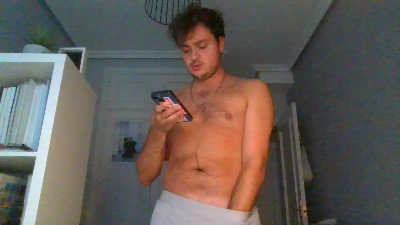 jovencitobisex Live Cam Screenshot – 2025-08-18 18:35:37