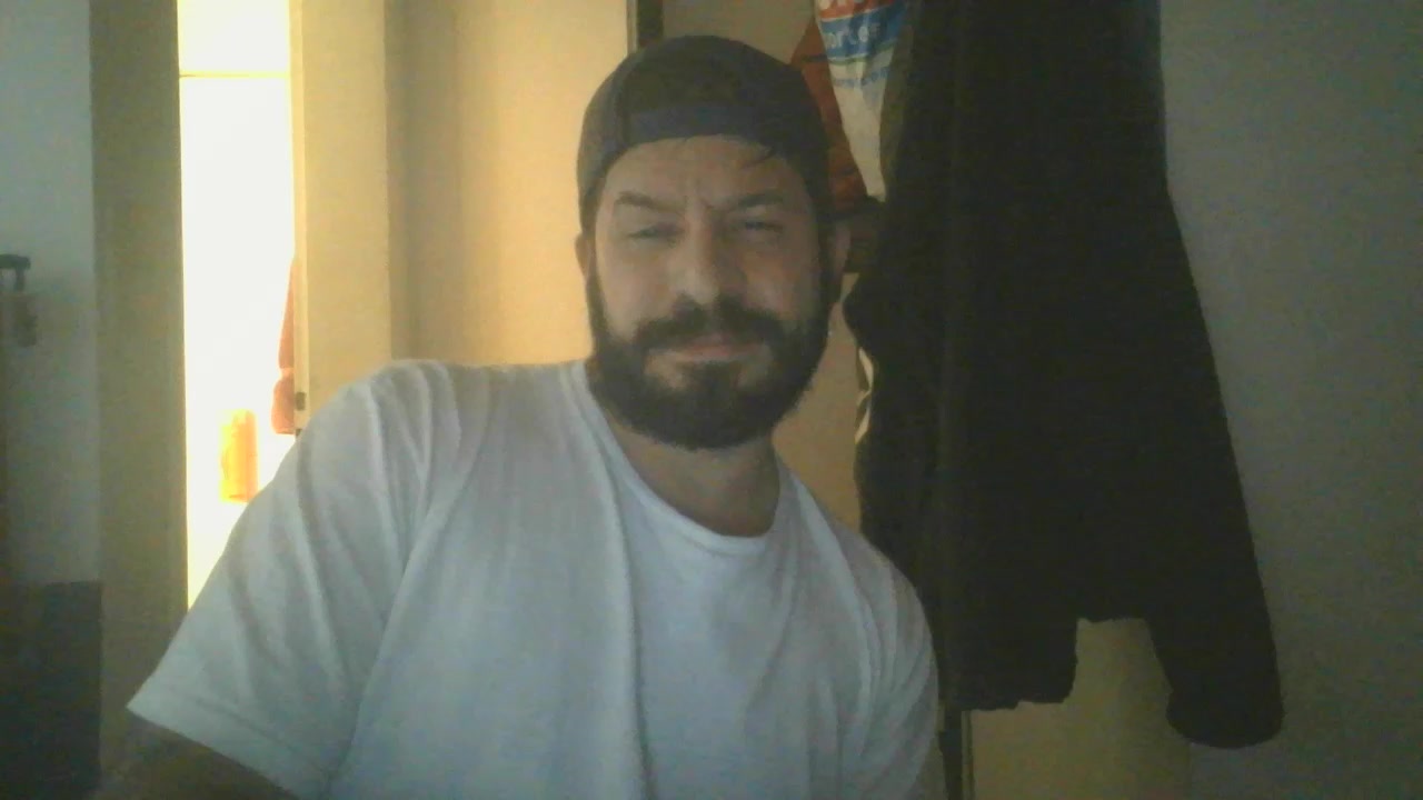 juanci_t Live Cam Screenshot – 2025-08-04 01:50:31