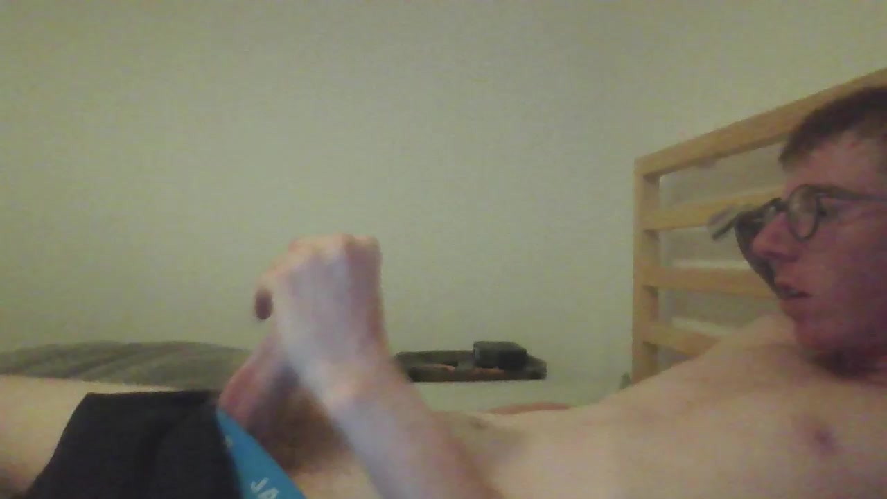 julian2829 Live Cam Screenshot – 2025-08-19 20:32:06