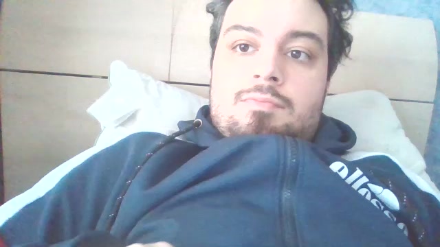 julien980 Live Cam Screenshot – 2025-08-25 12:00:33