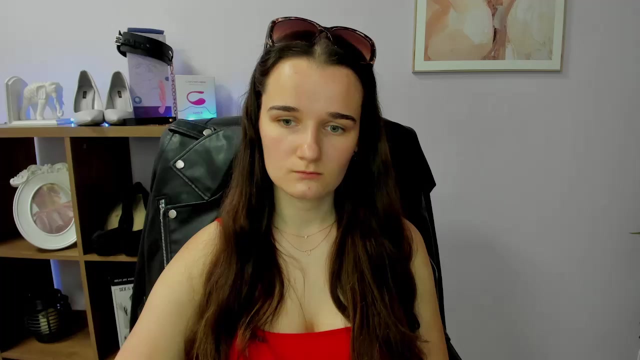 kate_love03 Live Cam Screenshot – 2025-08-21 14:51:33