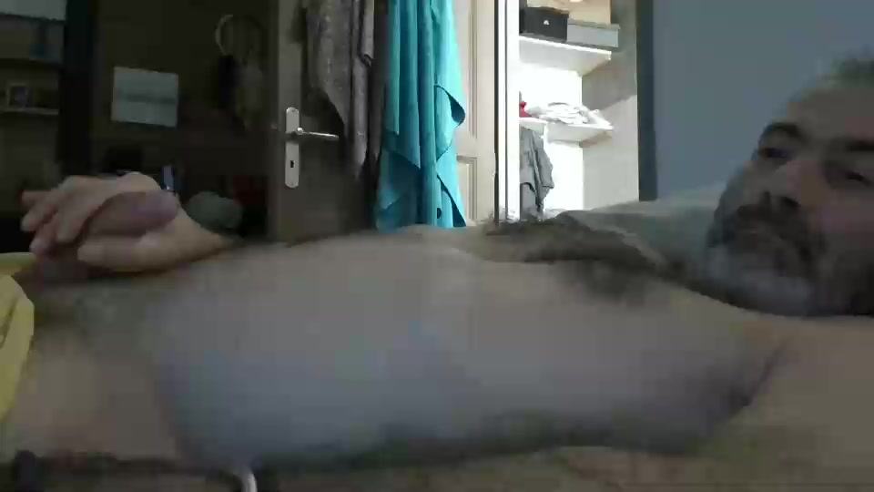 kekista Live Cam Screenshot – 2025-08-06 06:32:34