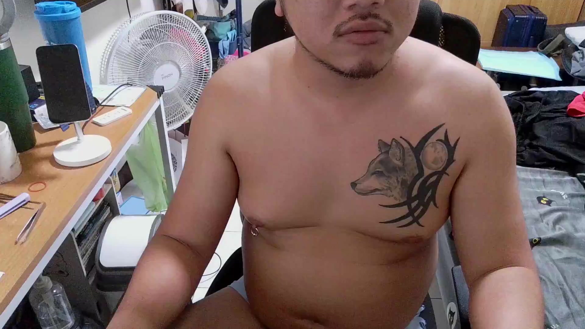 ken846752 Live Cam Screenshot – 2025-08-06 14:09:54