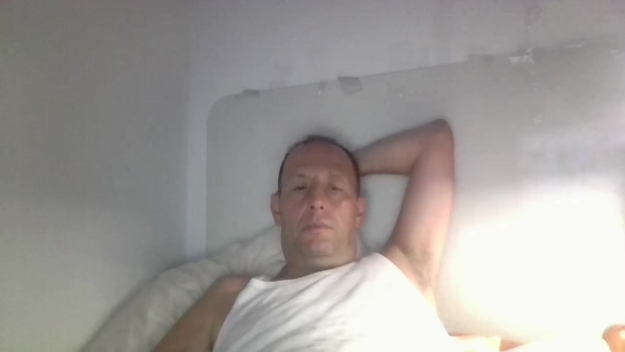 kingofmatru Live Cam Screenshot – 2025-08-14 02:52:23