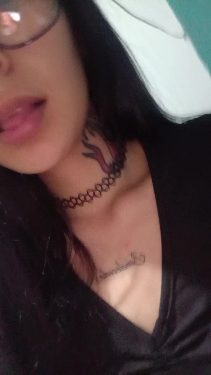 latinakira1 Live Cam Screenshot – 2025-08-30 22:30:45