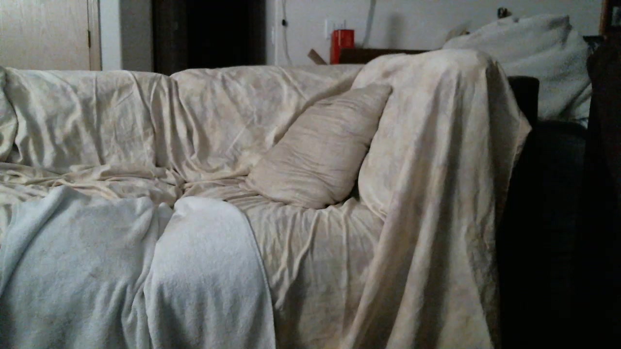 latinzinu Live Cam Screenshot – 2025-08-04 07:15:37