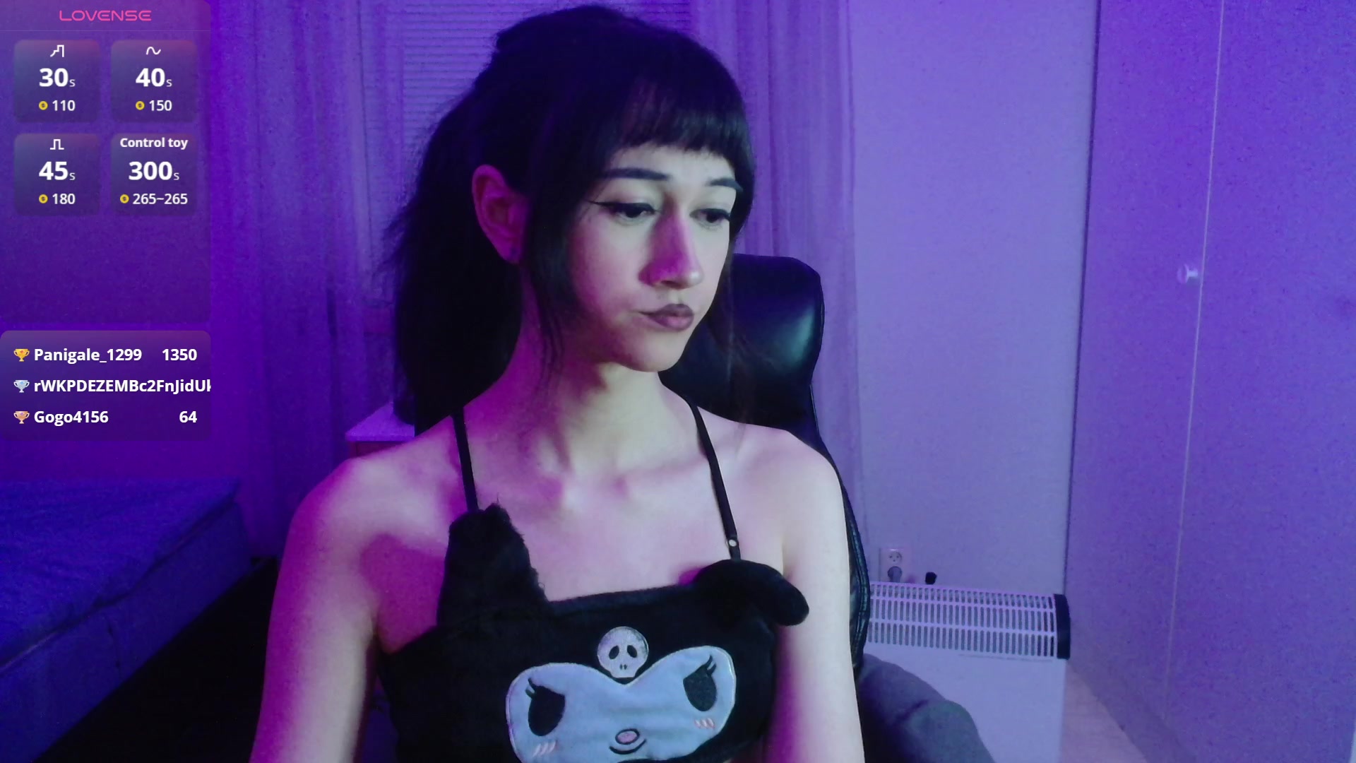 lewdpillows Live Cam Screenshot – 2025-10-13 01:49:49
