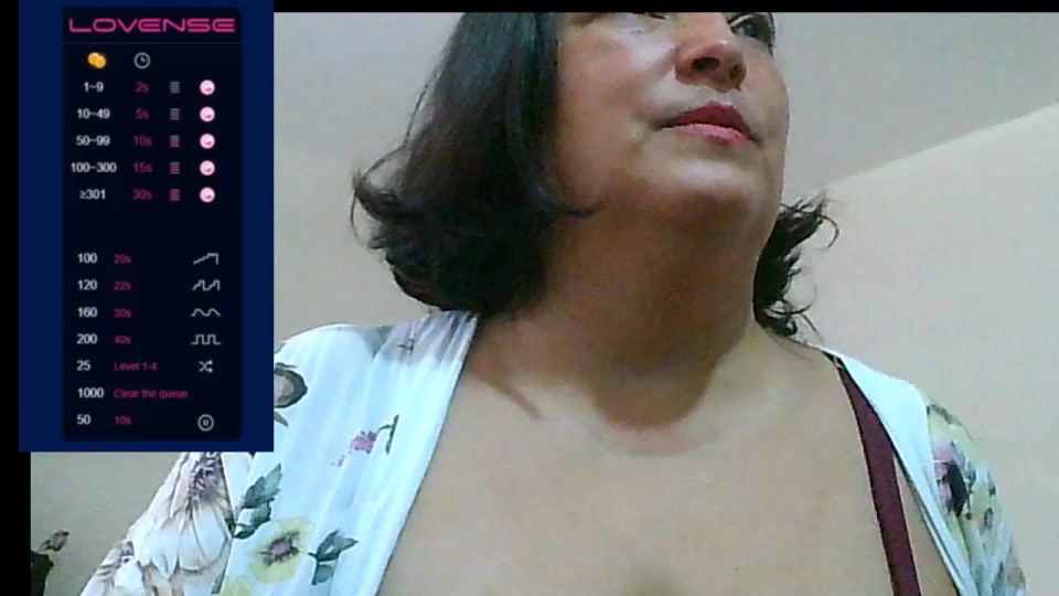 lina_maria98 Live Cam Screenshot – 2025-08-04 20:08:39