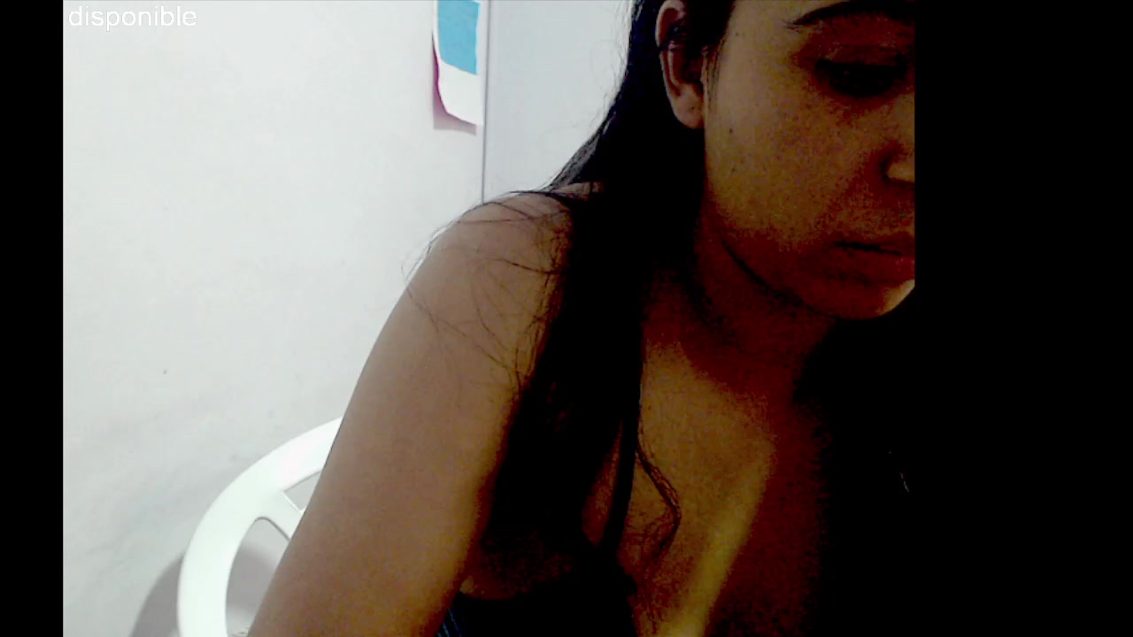 lizztaylor535 Live Cam Screenshot – 2025-08-05 17:48:58