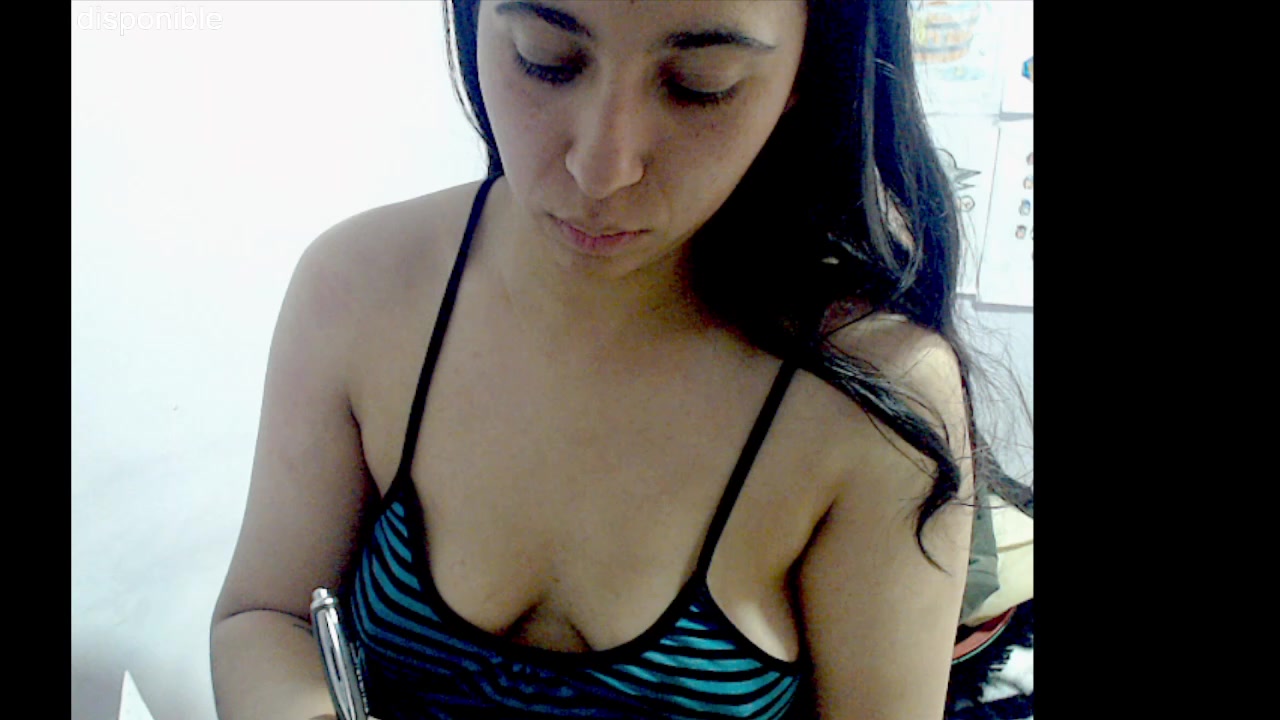 lizztaylor535 Live Cam Screenshot – 2025-08-12 17:57:34