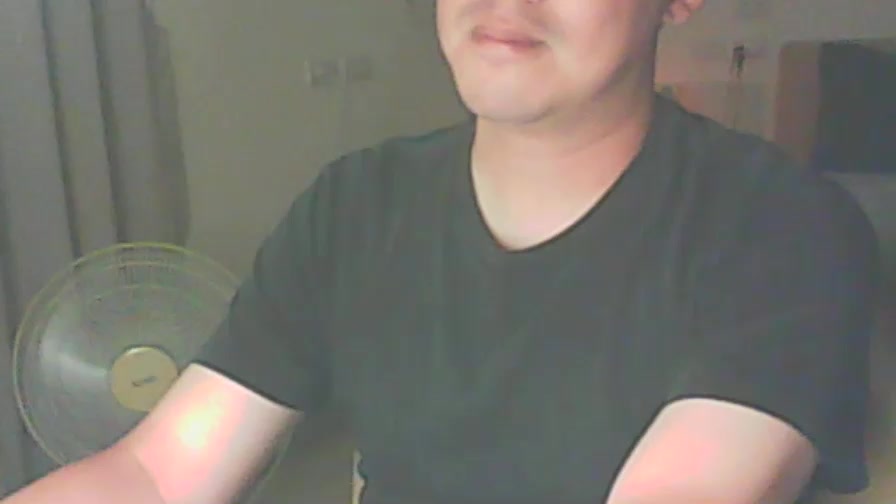 lostinderek Live Cam Screenshot – 2025-08-07 17:17:08