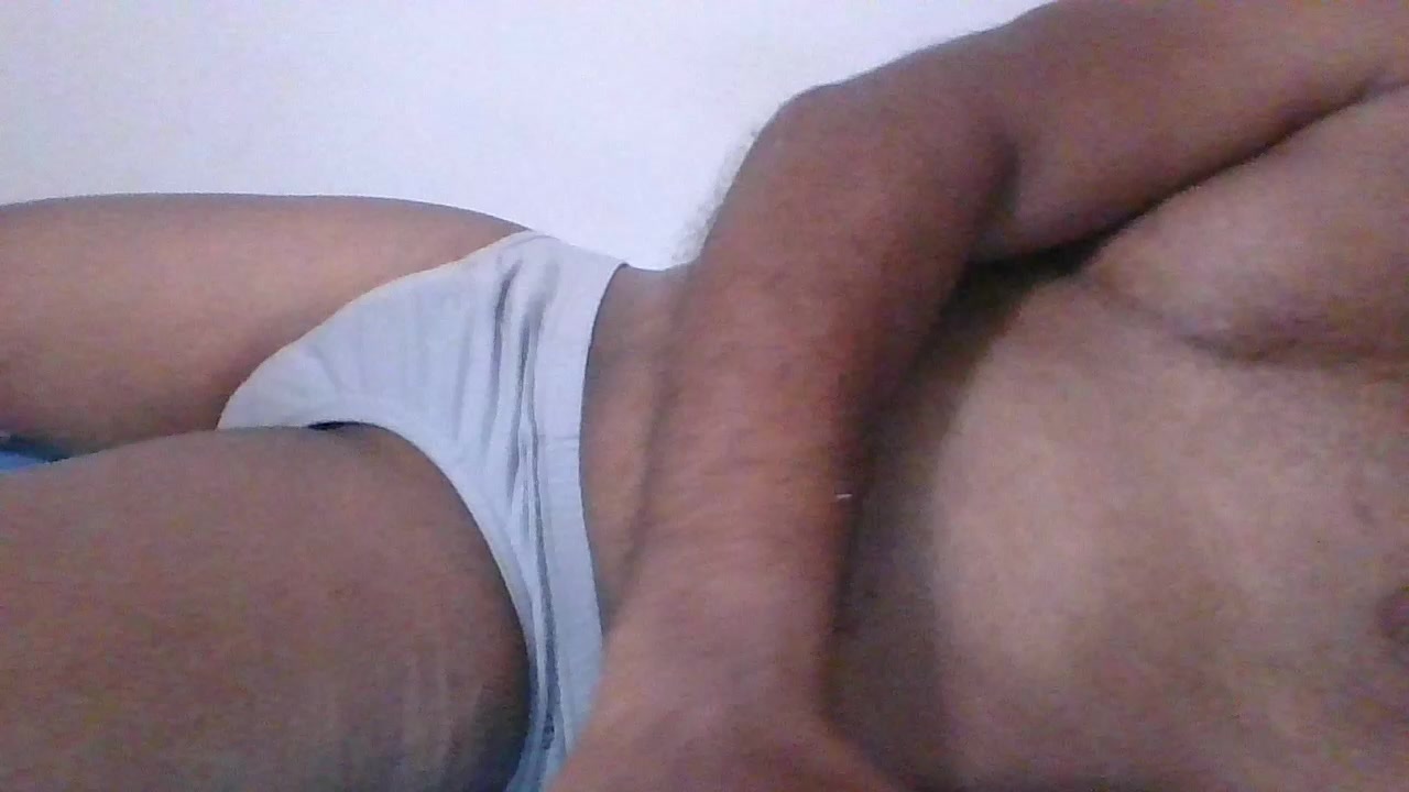 louis4719 Live Cam Screenshot – 2025-08-22 20:19:38
