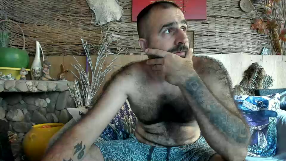 loveivat Live Cam Screenshot – 2025-08-07 05:52:49