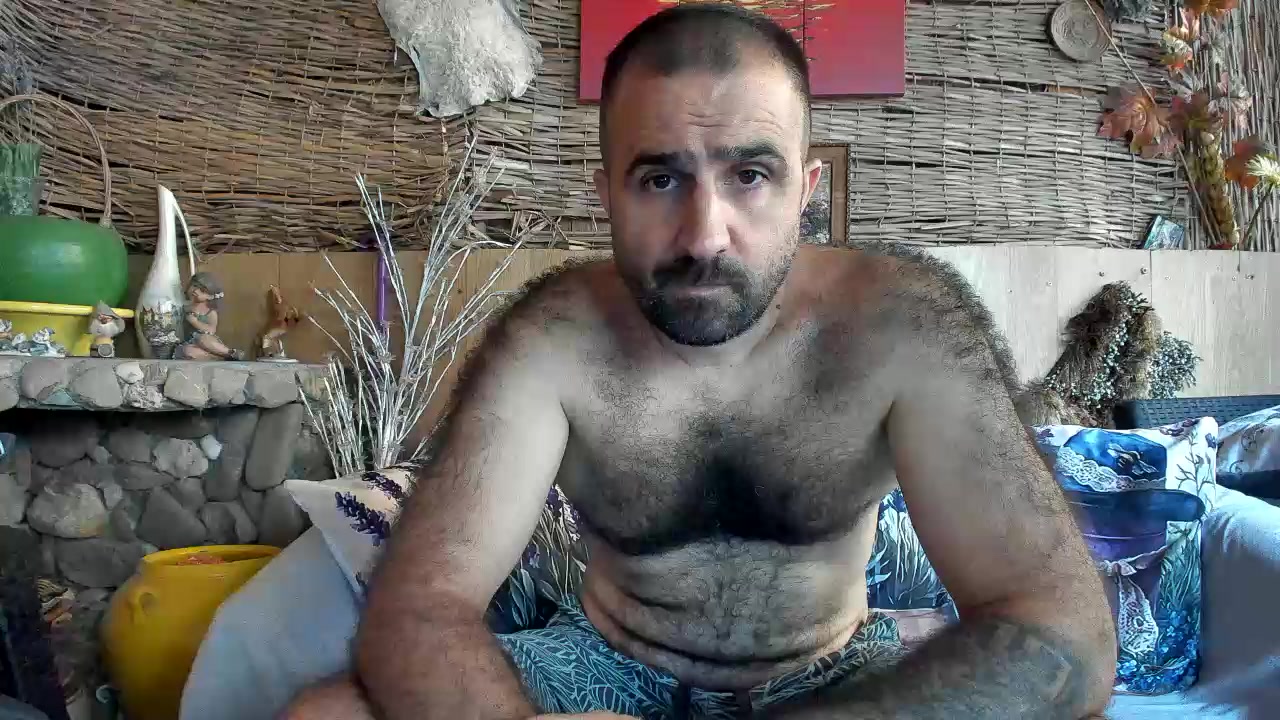 loveivat Live Cam Screenshot – 2025-08-07 06:39:48