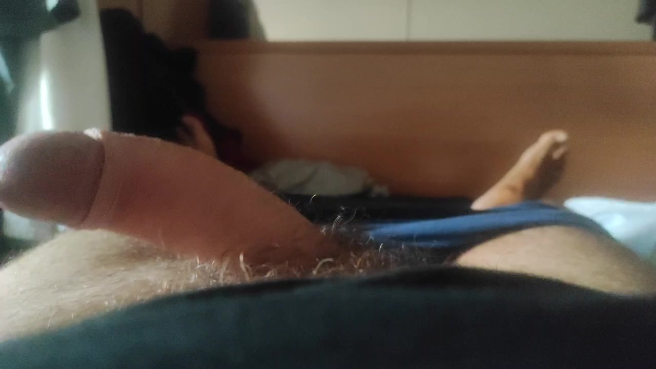luis4750xxx Live Cam Screenshot – 2025-08-06 05:54:47
