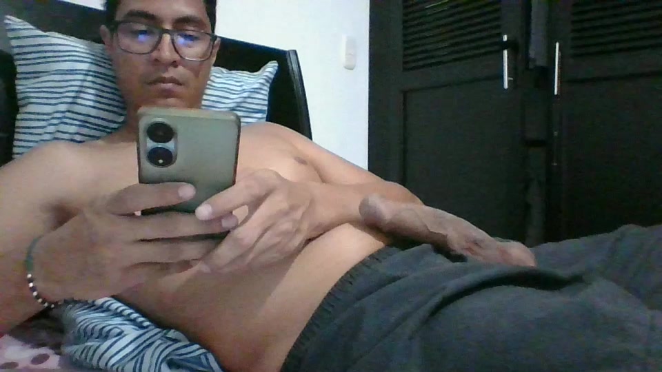 luis_thebig Live Cam Screenshot – 2025-10-12 21:15:15